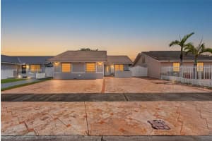 14747 Kendale Lakes Blvd, Miami, FL 33193, - MLS#A11995263