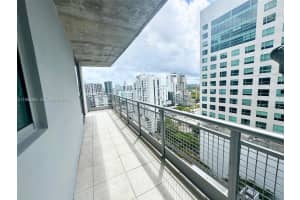 690 1st Ct , Miami, FL 33130 - MLS#A11995284