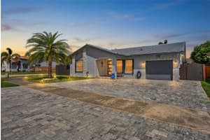 17201 Sw 150th Ct Miami, FL 33187 - MLS#A11995297