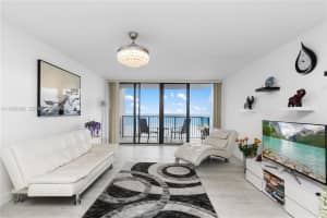 2201 Ocean Dr , Hollywood, FL 33019 - MLS#A11995306