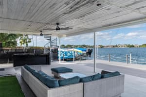 1055 Stillwater Dr , Miami Beach, FL 33141 - MLS#A11995308