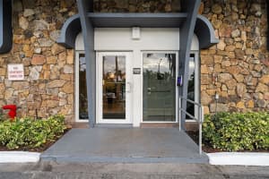 200 Diplomat Pkwy , Hallandale Beach, FL 33009 - MLS#A11995313