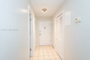 5838 SW 74th Terrace APT 314, South Miami, FL 33143, - MLS#A11995332