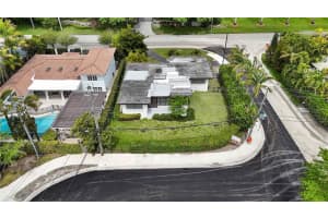 1630 S Bayshore Dr Miami, FL 33133 - MLS#A11995336