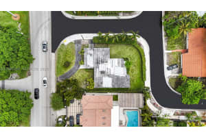 1630 S Bayshore Dr Miami, FL 33133 - MLS#A11995336