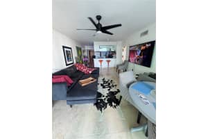 31 SE 5th St APT 1402, Miami, FL 33131, - MLS#A11995340