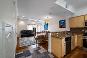 11667 NE 18th Dr, North Miami, FL 33181, - MLS#A11995347