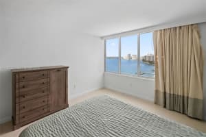 1000 West Ave APT 1423, Miami Beach, FL 33139, - MLS#A11995351