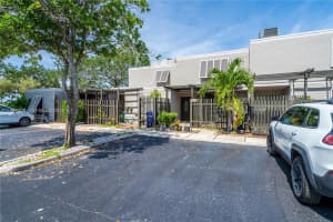 1424 NW 113th Way, Pembroke Pines, FL 33026, - MLS#A11995352
