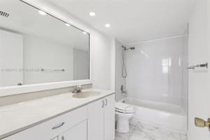 101 Briny Ave 401 Pompano Beach, FL 33062 - MLS#A11995375