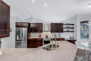 17921 NW 10th St, Pembroke Pines, FL 33029, - MLS#A11995383