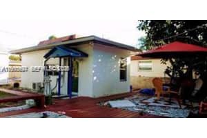 1909 Pierce St #2, Hollywood, FL 33020, - MLS#A11995397