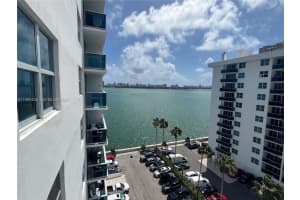 7501 E Treasure Dr 8a, North Bay Village