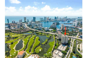 19501 W Country Club Dr 2412, Aventura