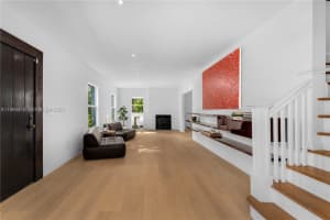 5812 Alton Rd, Miami Beach, FL 33140, - MLS#A11995415