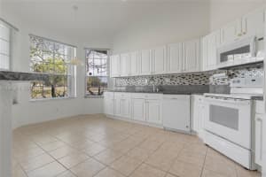 7501 S Aragon Blvd UNIT 4, Sunrise, FL 33313, - MLS#A11995420