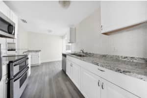 2520 Nw 2nd Dr Pompano Beach, FL 33064 - MLS#A11995426