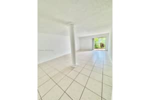9351 Fontainebleau Blvd APT B105, Miami, FL 33172, - MLS#A11995438