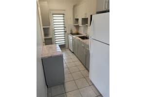 6490 Collins Ave APT 18, Miami Beach, FL 33141, - MLS#A11995443