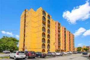 4801 Nw 7th Street 40716, Miami