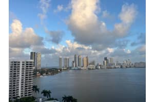 3530 Mystic Pointe Dr 1711, Aventura
