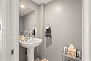 6917 Collins Ave APT 1609, Miami Beach, FL 33141, - MLS#A11995480