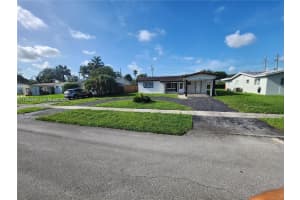 3346 Coolidge St, Hollywood