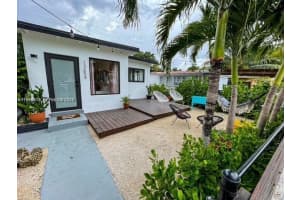 13654 NE 20th Pl, North Miami Beach, FL 33181, - MLS#A11995519