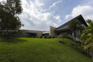 Alto De Las Palmas Km 17, V�a La Acuarela Envigado, FL  - MLS#A11995632