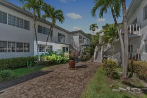 9260 Bay Harbor Terrace APT 3, Bay Harbor Islands, FL 33154, - MLS#A11995640