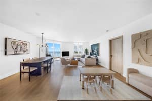 701 Brickell Key Blvd 1112, Miami