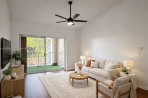 12124 Saint Andrews Pl 305, Miramar