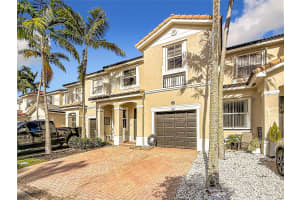 1013 Ne 42nd Ave Homestead, FL 33033 - MLS#A11995663