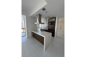 1100 Biscayne Blvd 2605 Miami, FL 33132 - MLS#A11995695