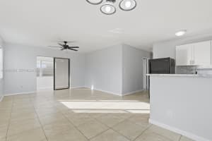 533 Nw 15th Way Fort Lauderdale, FL 33311 - MLS#A11995699