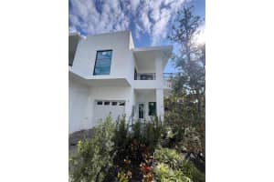 2511 Pierce St #1, Hollywood, FL 33020, - MLS#A11995713