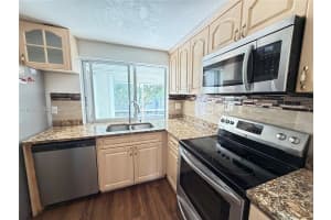 9201 Lime Bay Blvd APT 305, Tamarac, FL 33321, - MLS#A11995722