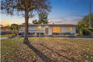 11190 Sw 57th St, Miami