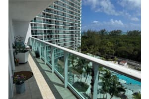 100 Bayview Dr APT 725, Sunny Isles Beach, FL 33160, - MLS#A11995770