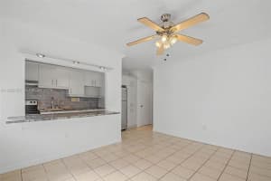 60 NW 79th St APT 23, Miami, FL 33150, - MLS#A11995788