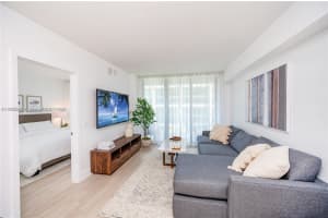 121 NE 34th St L402, Miami, FL 33137, - MLS#A11995803