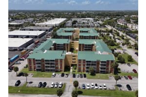 3700 NW 21st St APT 401, Lauderdale Lakes, FL 33311, - MLS#A11995818