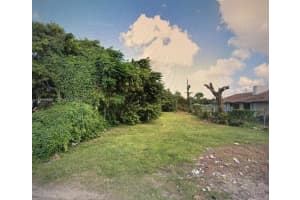 971 Ne 5th Ave Homestead, FL 33030 Sold 05/01/26