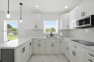 17221 NW 41st Ave, Miami Gardens, FL 33055, - MLS#A11995869