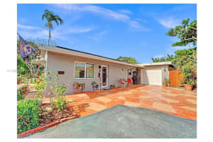 381 NE 42nd St, Oakland Park, FL 33334, - MLS#A11995870