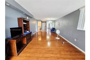 1470 Ne 125th Ter 308 North Miami, FL 33161 - MLS#A11995880