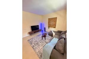 1111 N Victoria Park Rd #3, Fort Lauderdale, FL 33304, - MLS#A11995892
