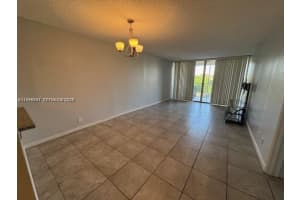 9421 Evergreen Pl APT 403, Davie, FL 33324, - MLS#A11995897