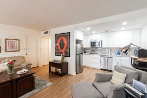 1440 Brickell Bay Dr 201 Miami, FL 33131 - MLS#A11995900