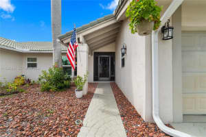 11690 Island Lakes Ln Boca Raton, FL 33498 - MLS#A11995912